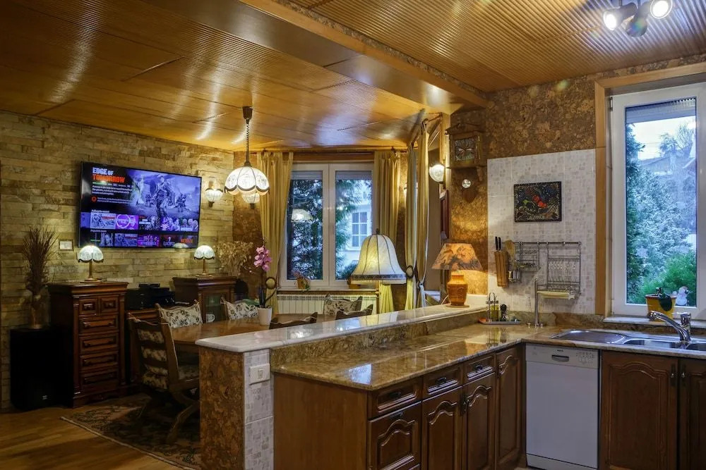 FOREST RETREAT Luxury Villas