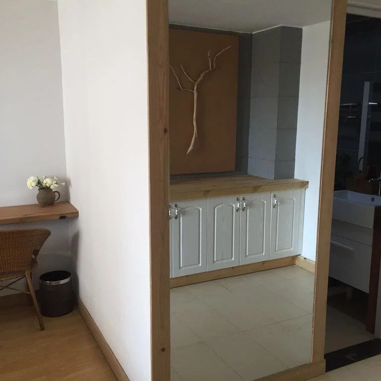 Jing Pu Plant Theme Hostel