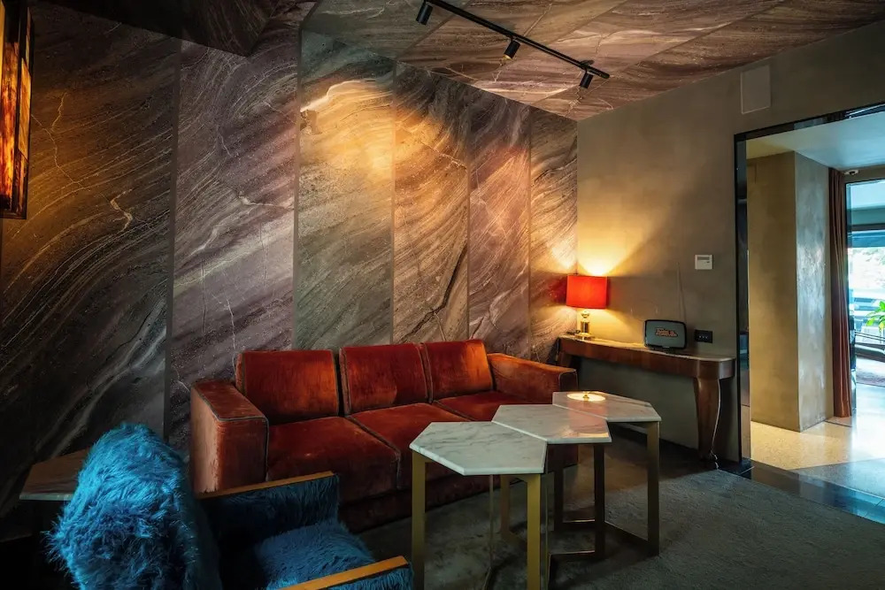 Room 12