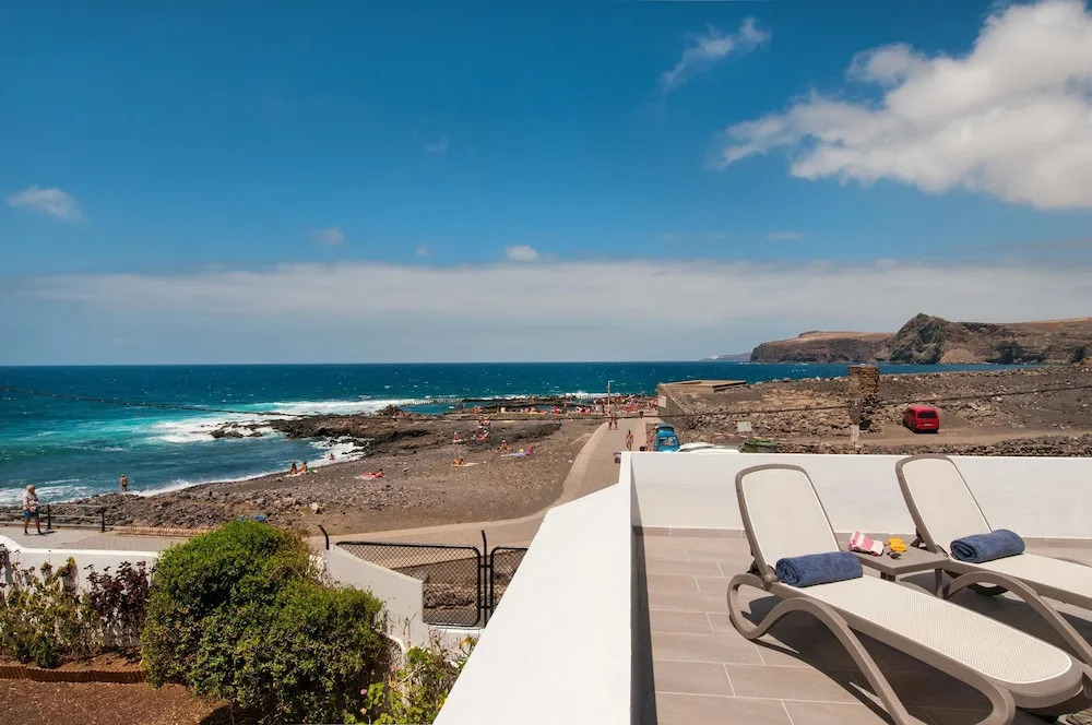 Agaete Beach House at the Natural Pools