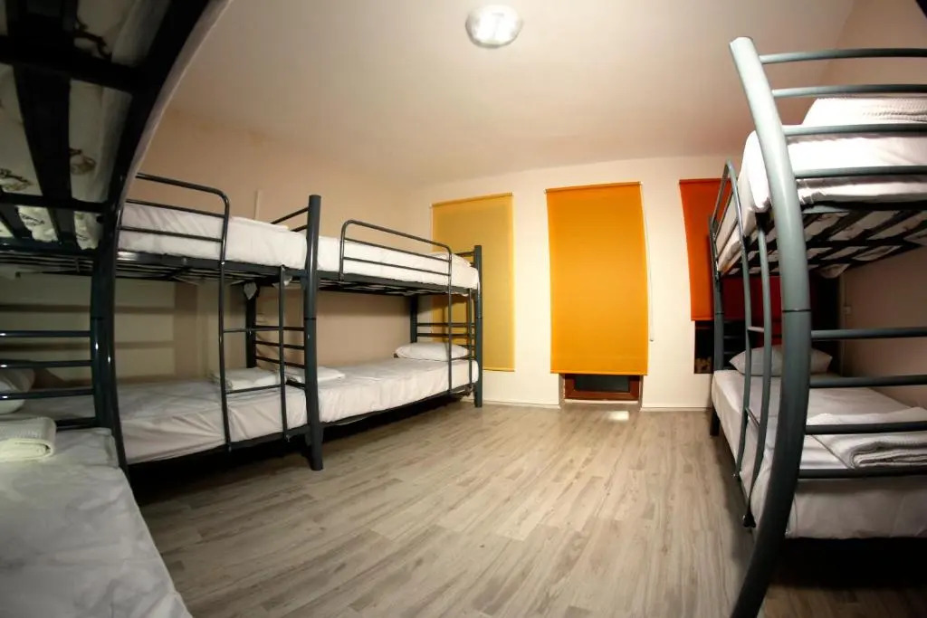 GRAND BELLA VİSTA Hostel