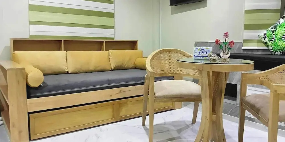 Michaels Homestay - Farm Villa near Patar Beach & Bolinao Falls