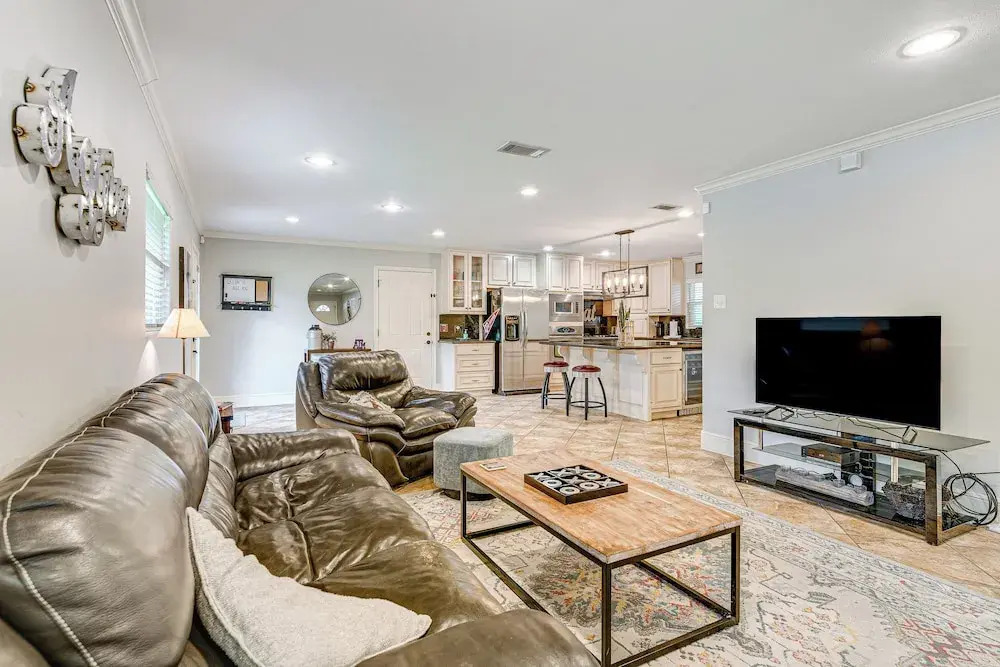 Walk to Texas A&m: College Station Home w/ Yard!