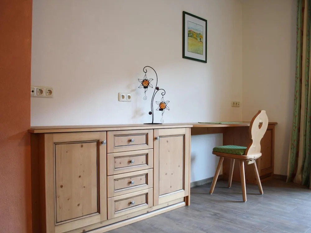 Cozy feel good holiday apartment in Leogang