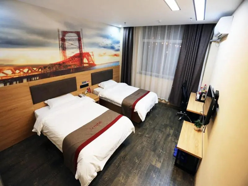 Thank Inn Chain Hotel Shandong Linyi Tancheng County Tandong road bus station