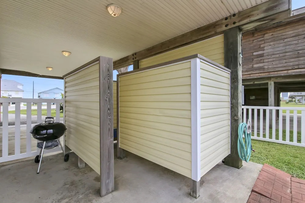 Sea Isle Surprise 3 Bedroom Home