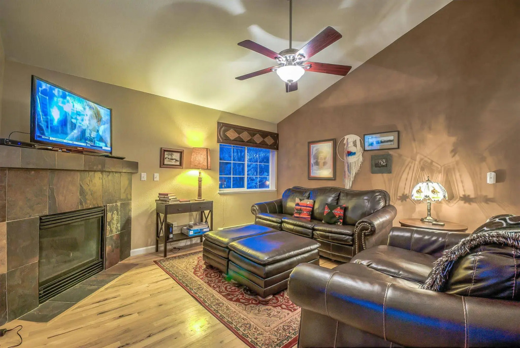The Villas At Walton Creek by Retreatia