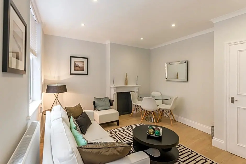 High Street Kensington Apartment