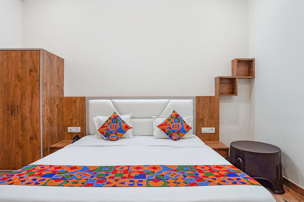 FabHotel Sirtaj Suits
