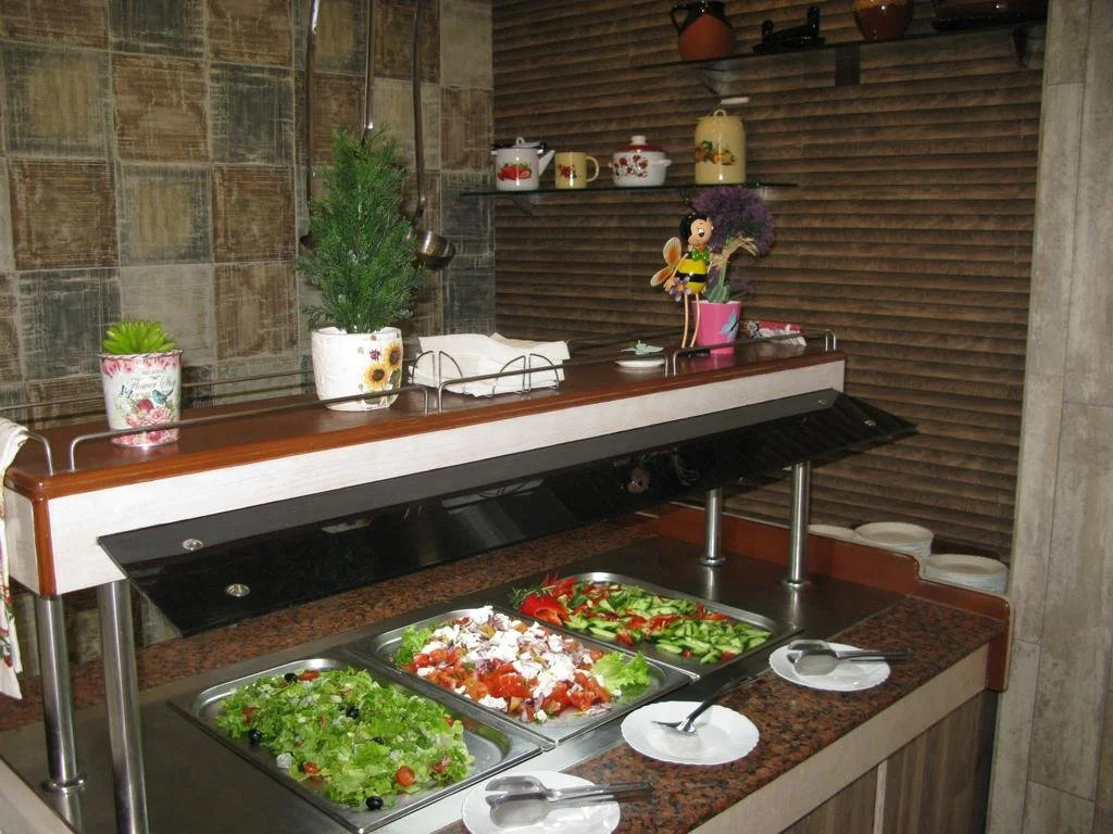 Estreya Residence Hotel