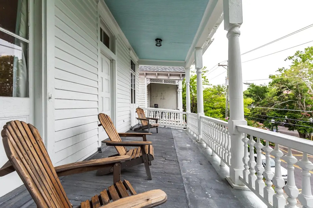 Historic Downtown Home Close to Everything!