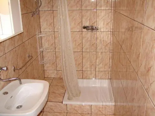 Apartment Žare