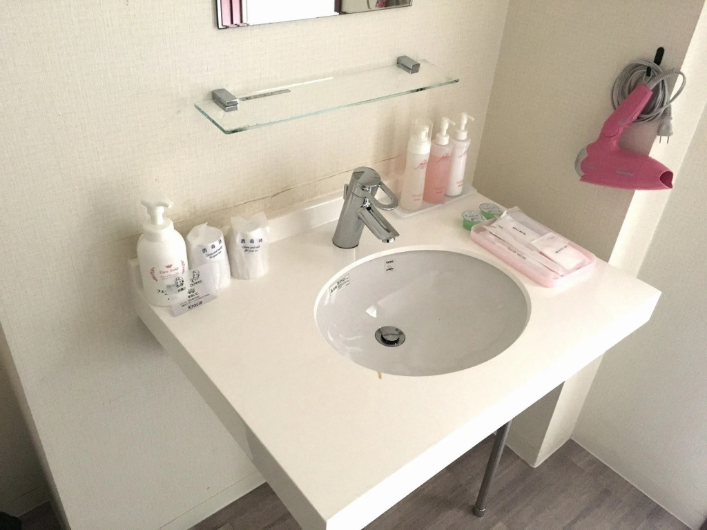 Hotel Ceeds - Adults Only