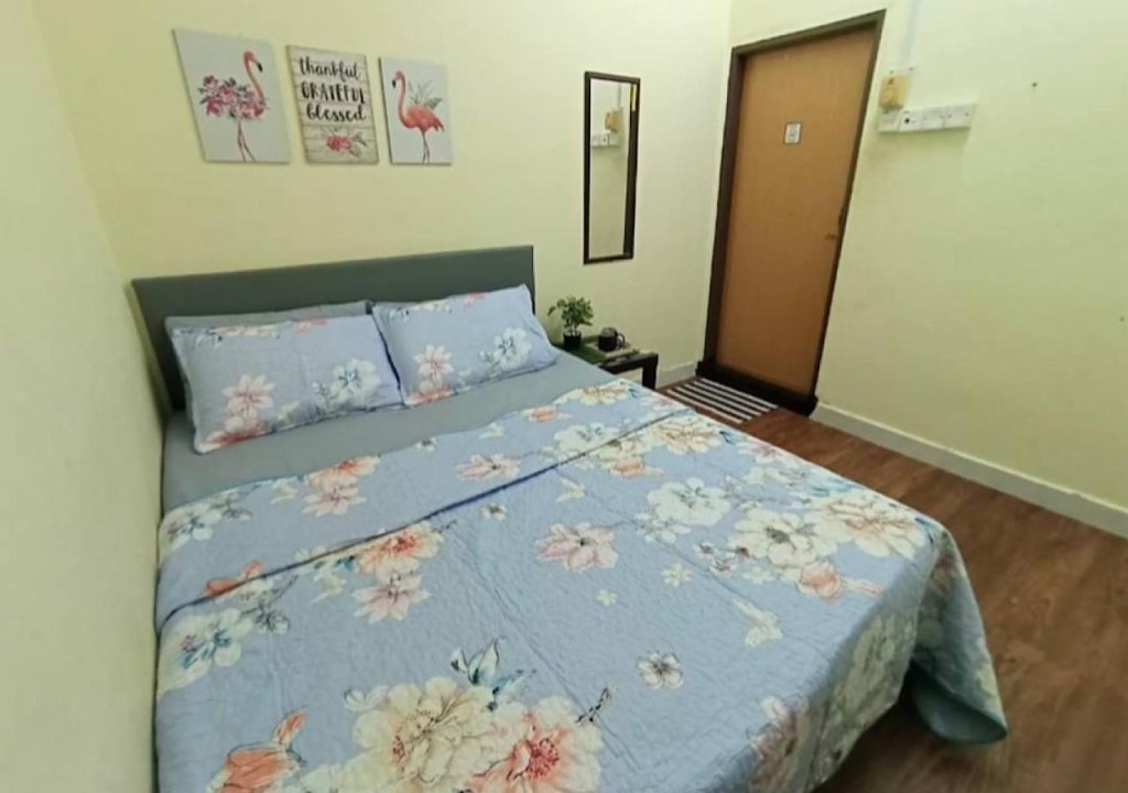 Roomstay Kuala Nerus Gated Parking - 6m to Beach & 15m to Drawbridge