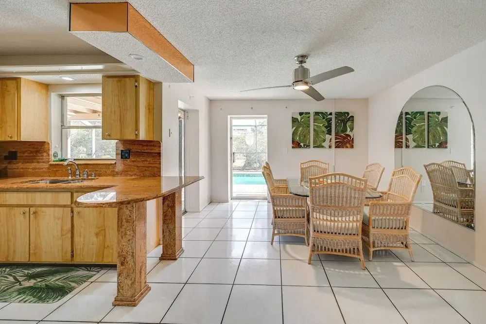3 Mi to Naples Botanical Garden: Home w/ Hot Tub!
