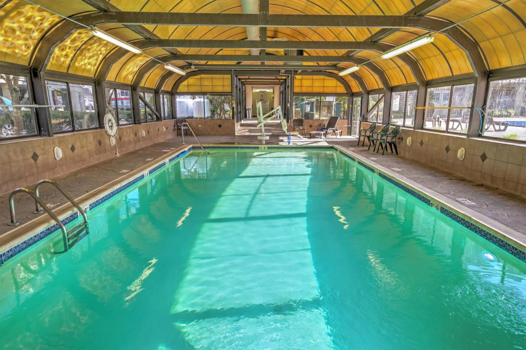 Club Wyndham Newport Onshore