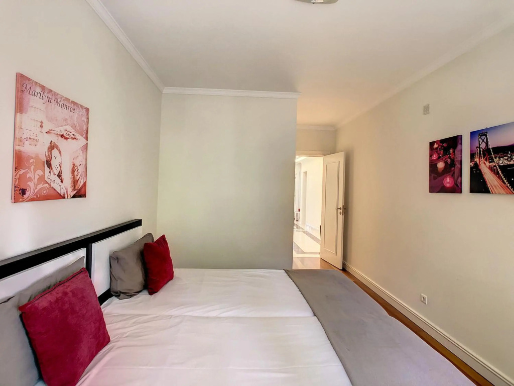 Vila Formosa Top View by MHM