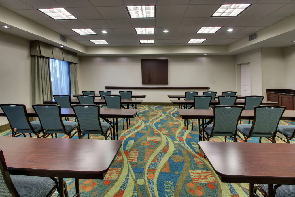 Hampton Inn Vernon