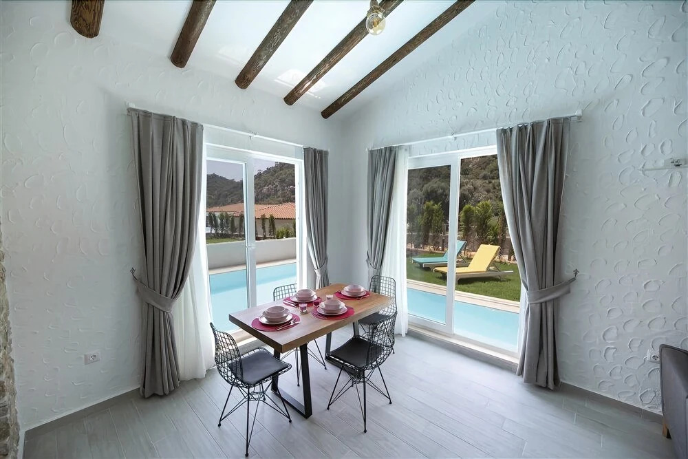 Villa Daisy 3 by Villamnet