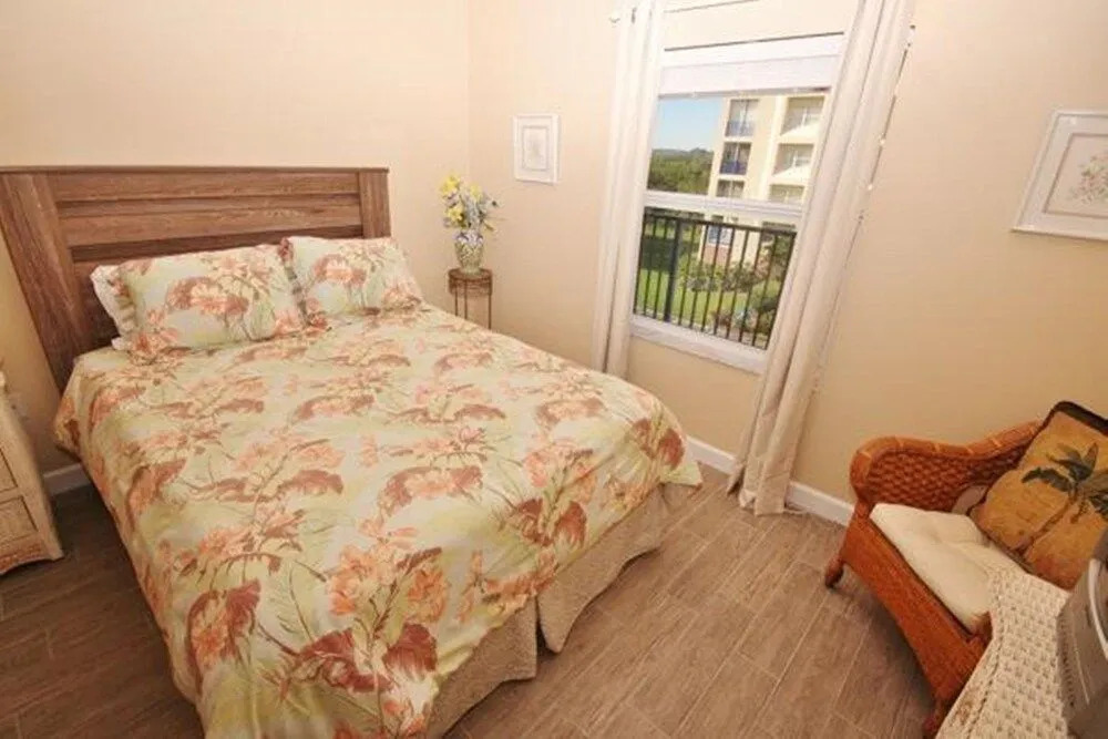 Oceanwalk 3-403