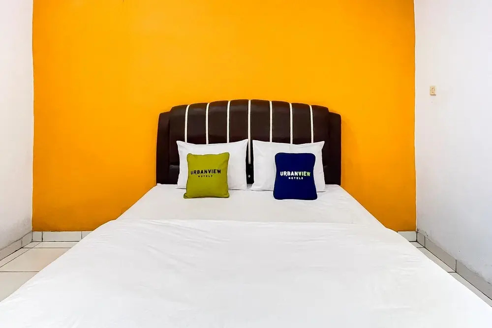 Urbanview Hotel Grand Seven One Manna
