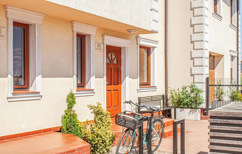 Amazing Home In Mielno With Wifi
