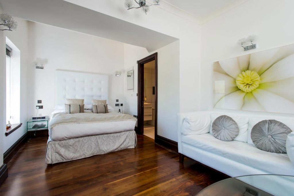 Windermere Suites