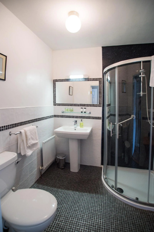 Sharamore House B&B