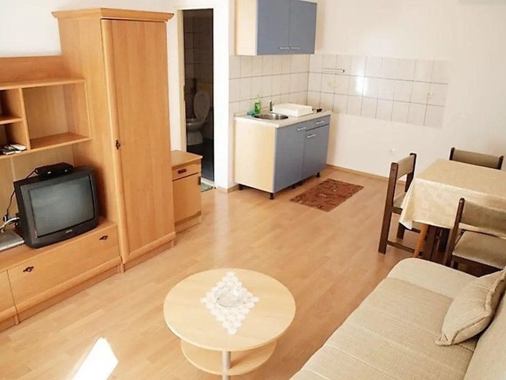 Apartments Jaksa