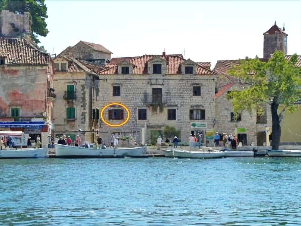 Apartments Petea Omis