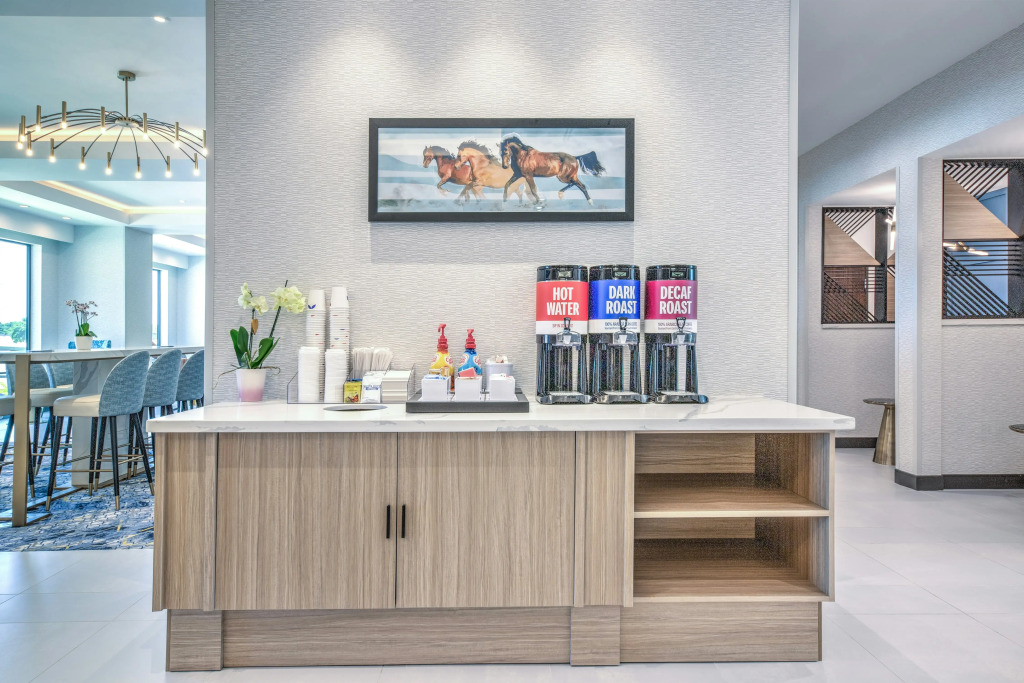Hampton Inn & Suites Irving Hwy 183