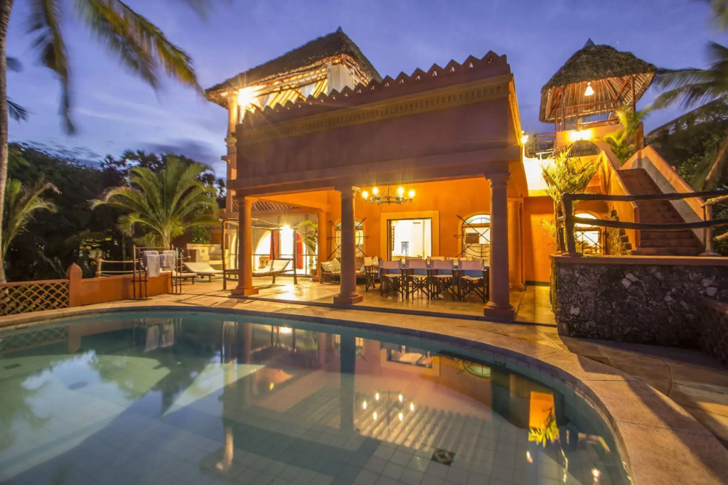 Swahili House Tiwi Beach - Private Oceanfront Boutique Villa Near Diani
