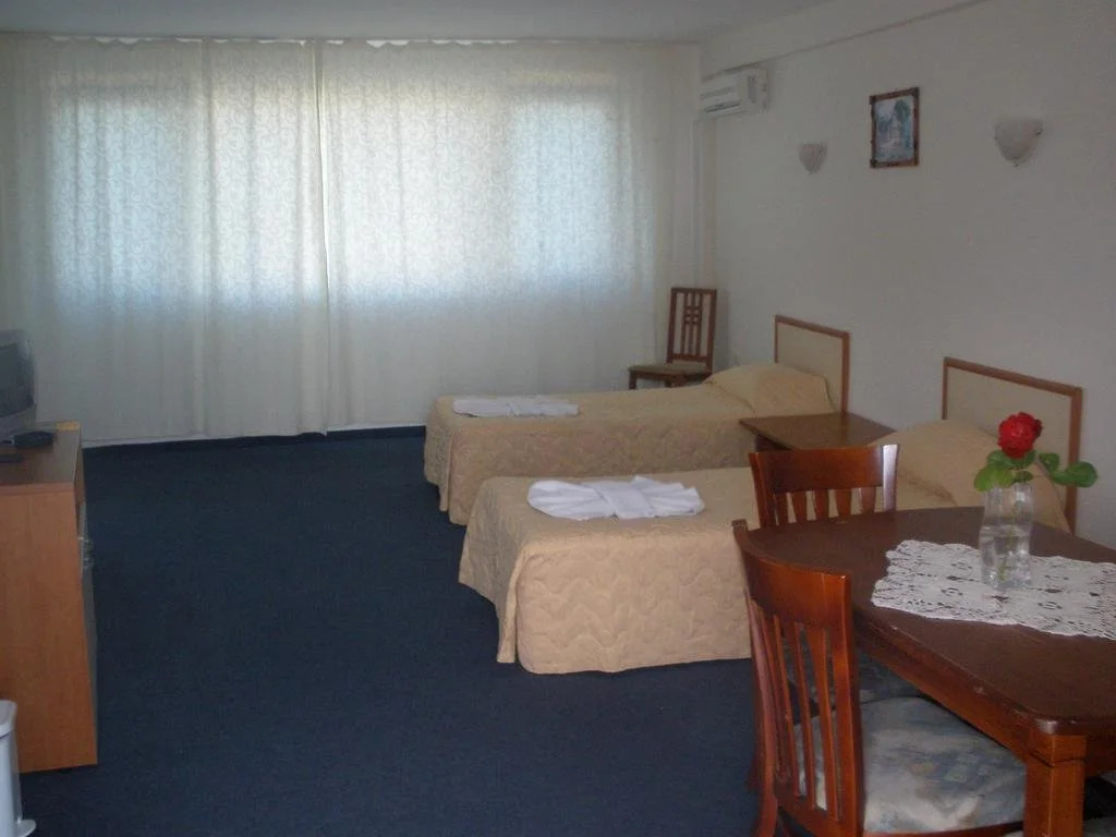 Atoss Hotel