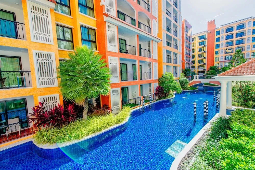 Venetian Resort Pattaya - Quiet Oasis - Huge Waterpark, Gym, Sauna & Kids Playground