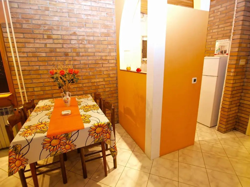 Apartments Radmila 977