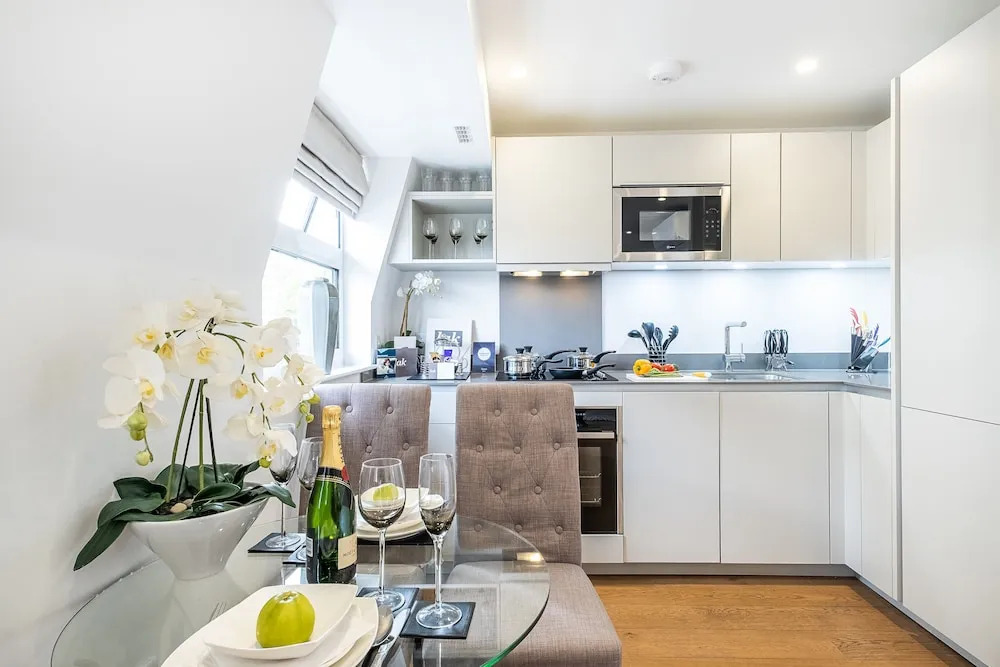 LAK Serviced Apartments