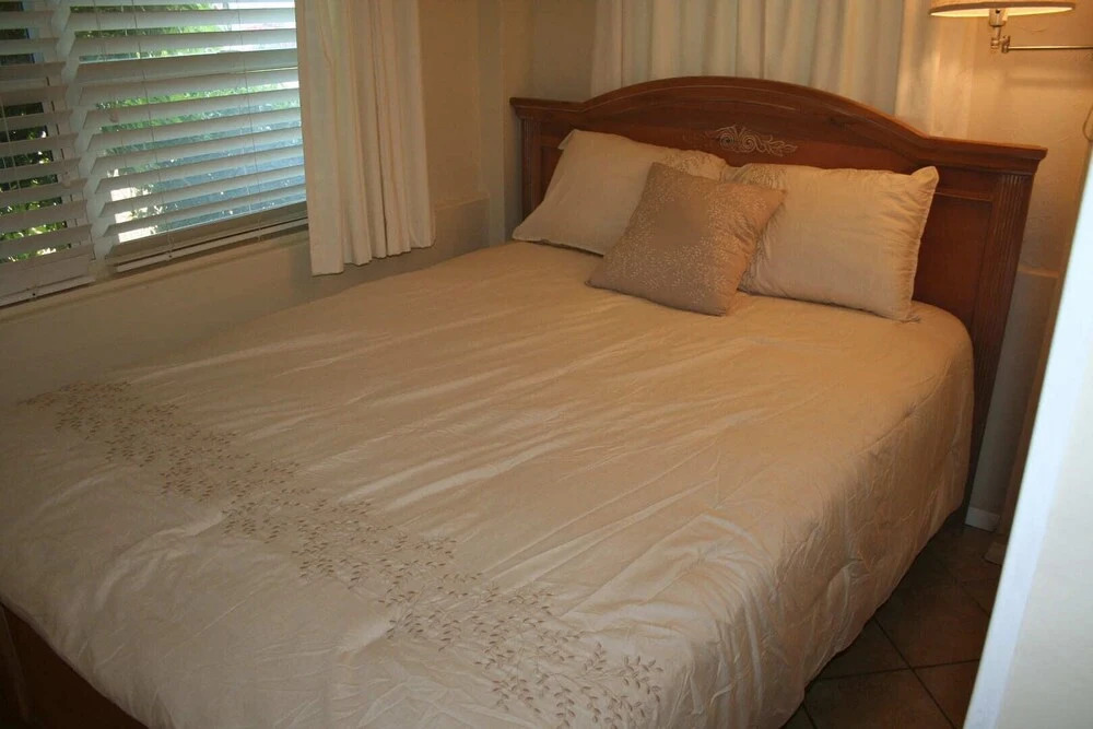 Bay Mar Bungalow 1 in Fort Myers Beach
