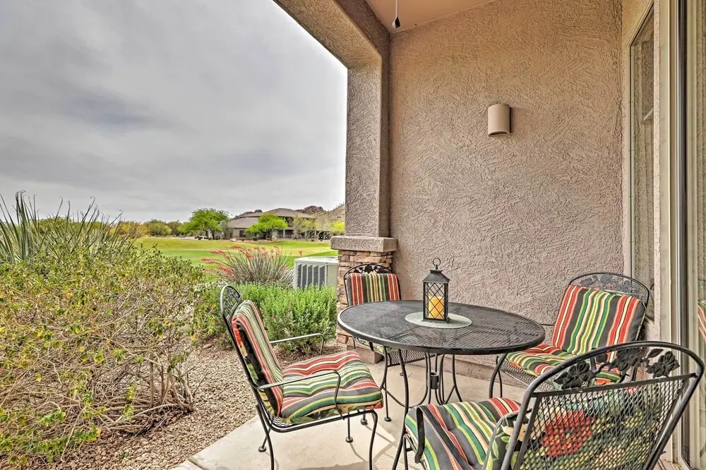 Golf Course View & Pool Access: Gold Canyon Gem
