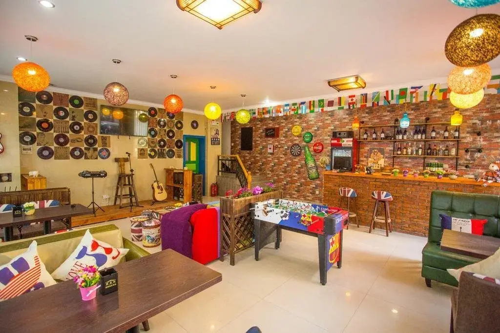 Yanziwu Mandian Youth Hostel