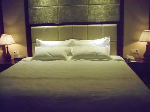 Ming Ren Hotel