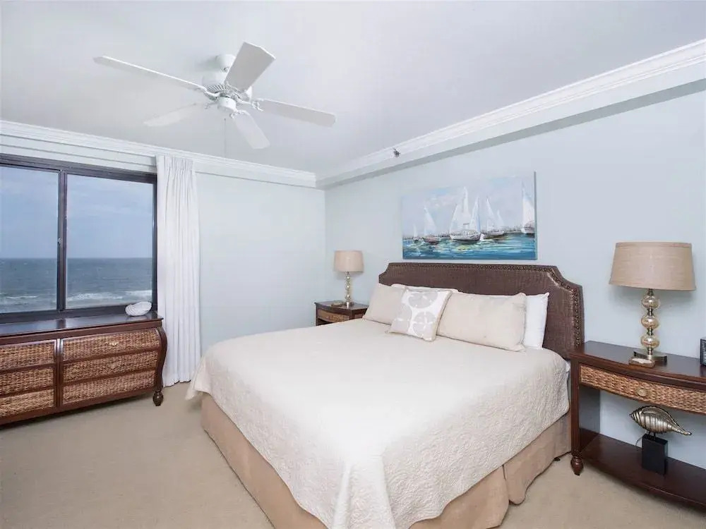 Broadmoor 402 by RedAwning