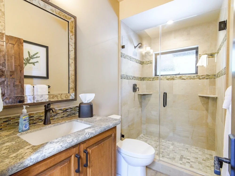1481 Ledge Court Home 5 Bedrooms 4.5 Bathrooms Home