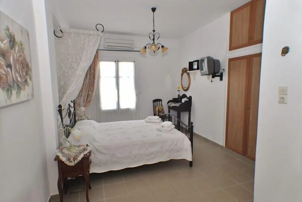 Pension Moschoula