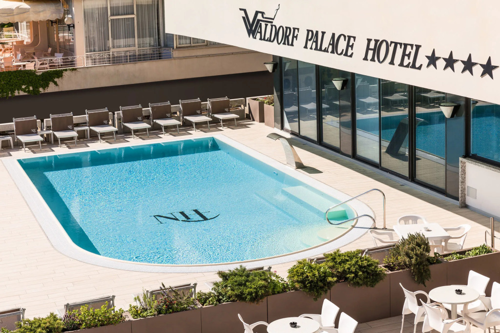 Waldorf Palace Hotel
