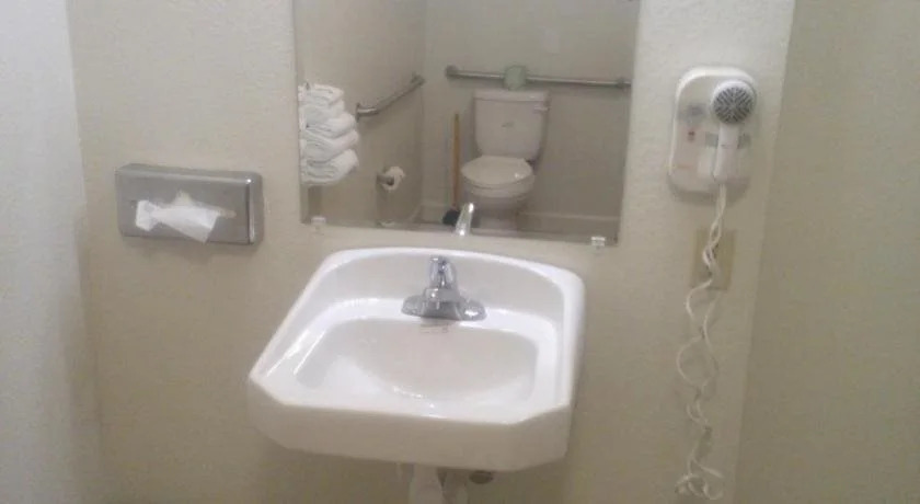 Quality Inn & Suites Jackson