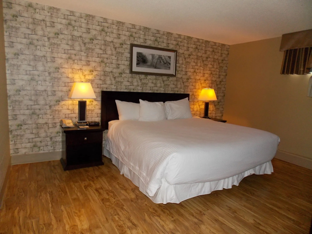 Stonebridge Hotel