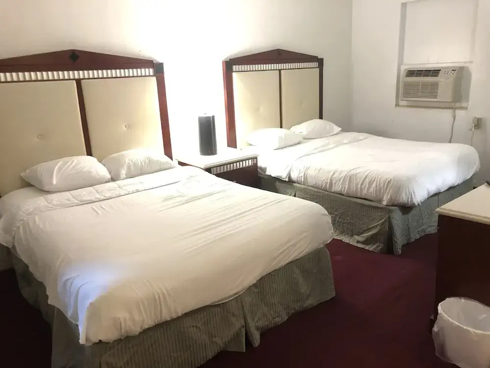 Sahara Motel