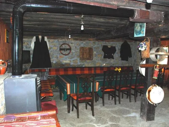 Guest House Four Pines