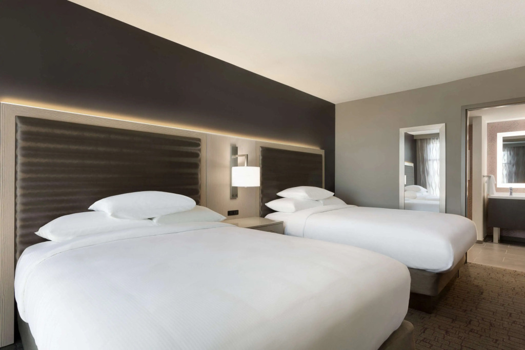 Embassy Suites by Hilton Charlotte Uptown