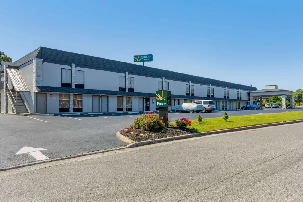 Quality Inn Cleveland North